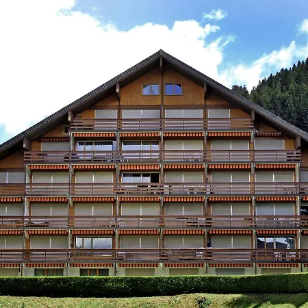 Appartement Emeraude-5 *